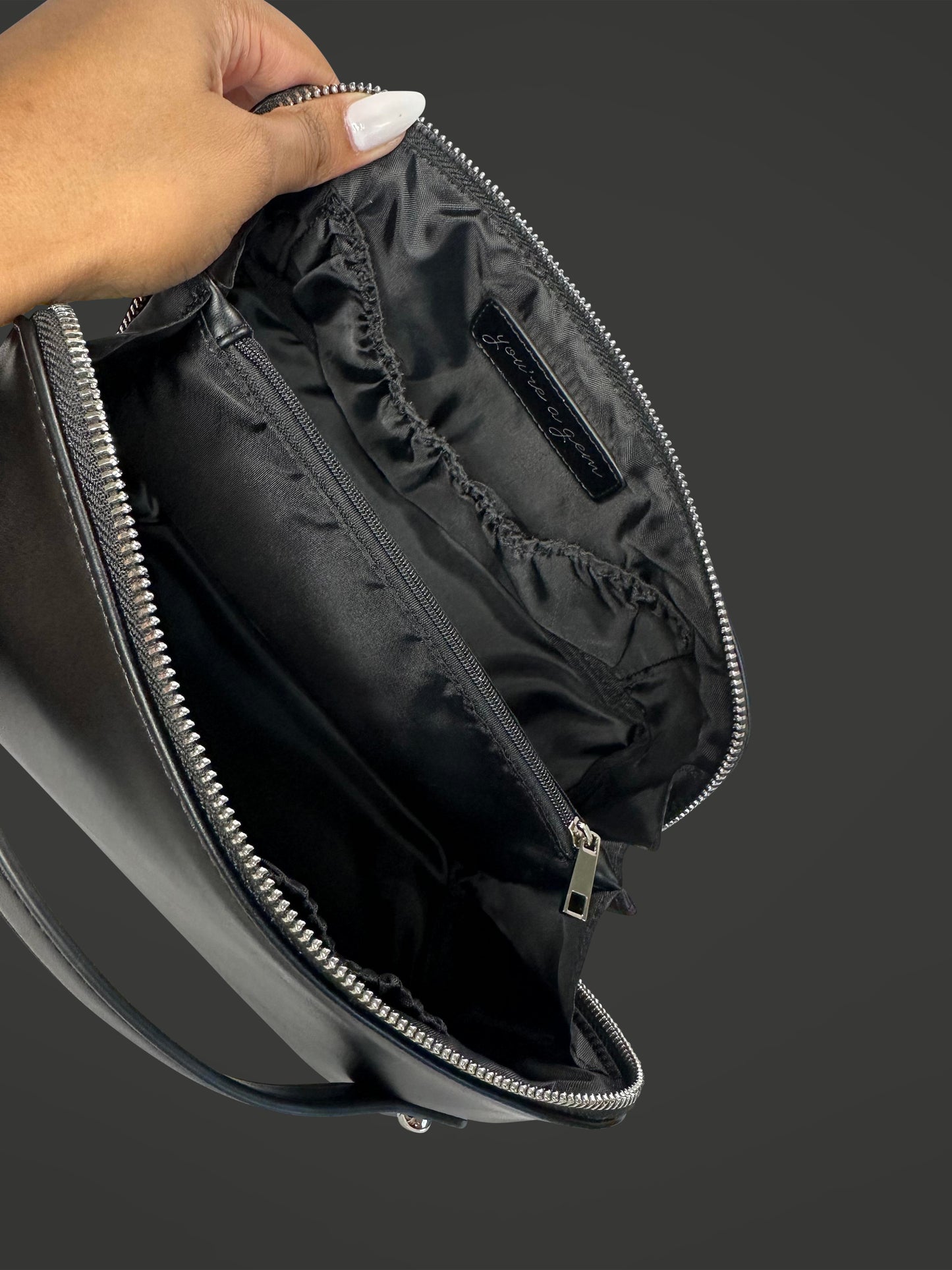 Essential GEM Toiletry Bag - Onyx